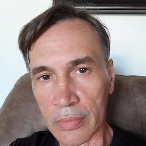 Meet your Posher, Tom